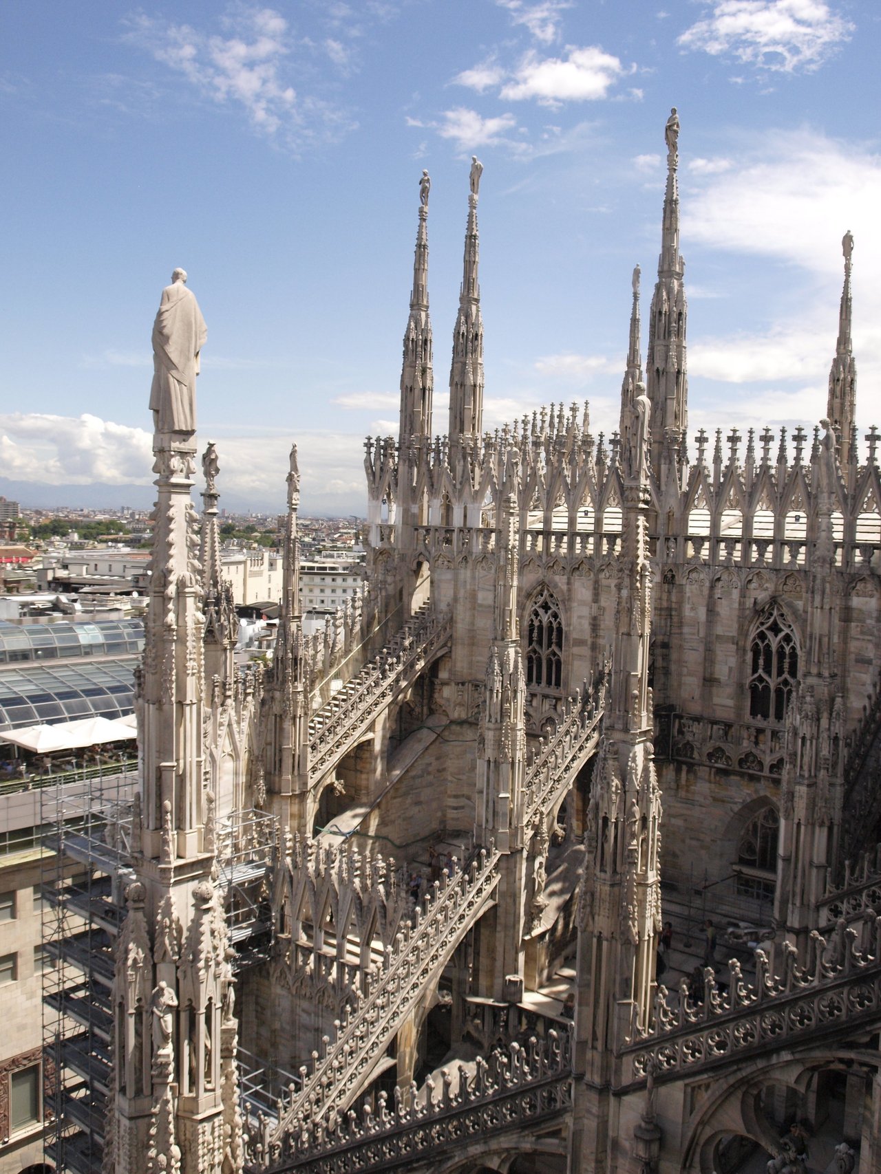 Rooftop Guided Tour of Milan's Duomo and Hop on Hop off optional, Milan, ITALIA